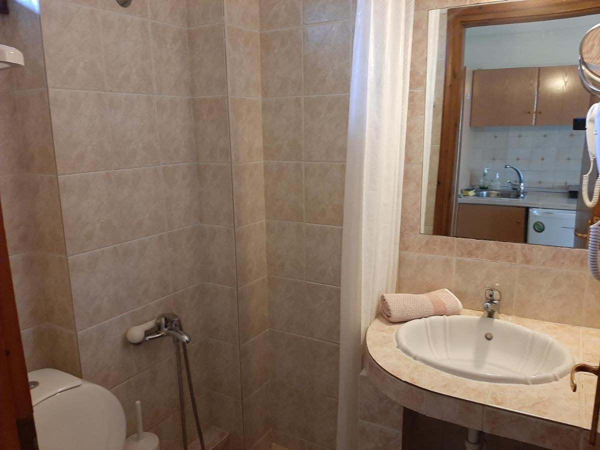 Hotel Flesvos Pefkochori Eksteriør bilde
