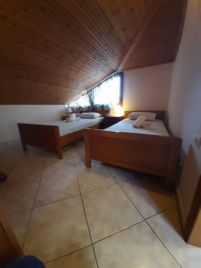 Hotel Flesvos Pefkochori Eksteriør bilde