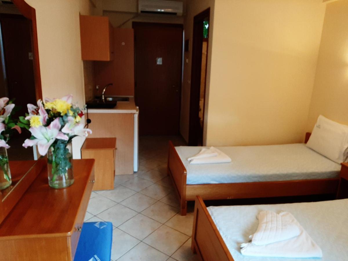 Hotel Flesvos Pefkochori Eksteriør bilde